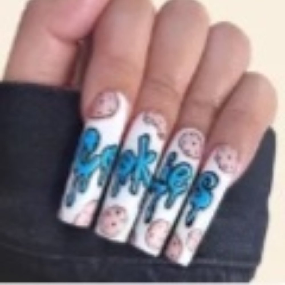 Korean painted nails